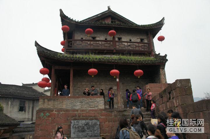 21654_225084